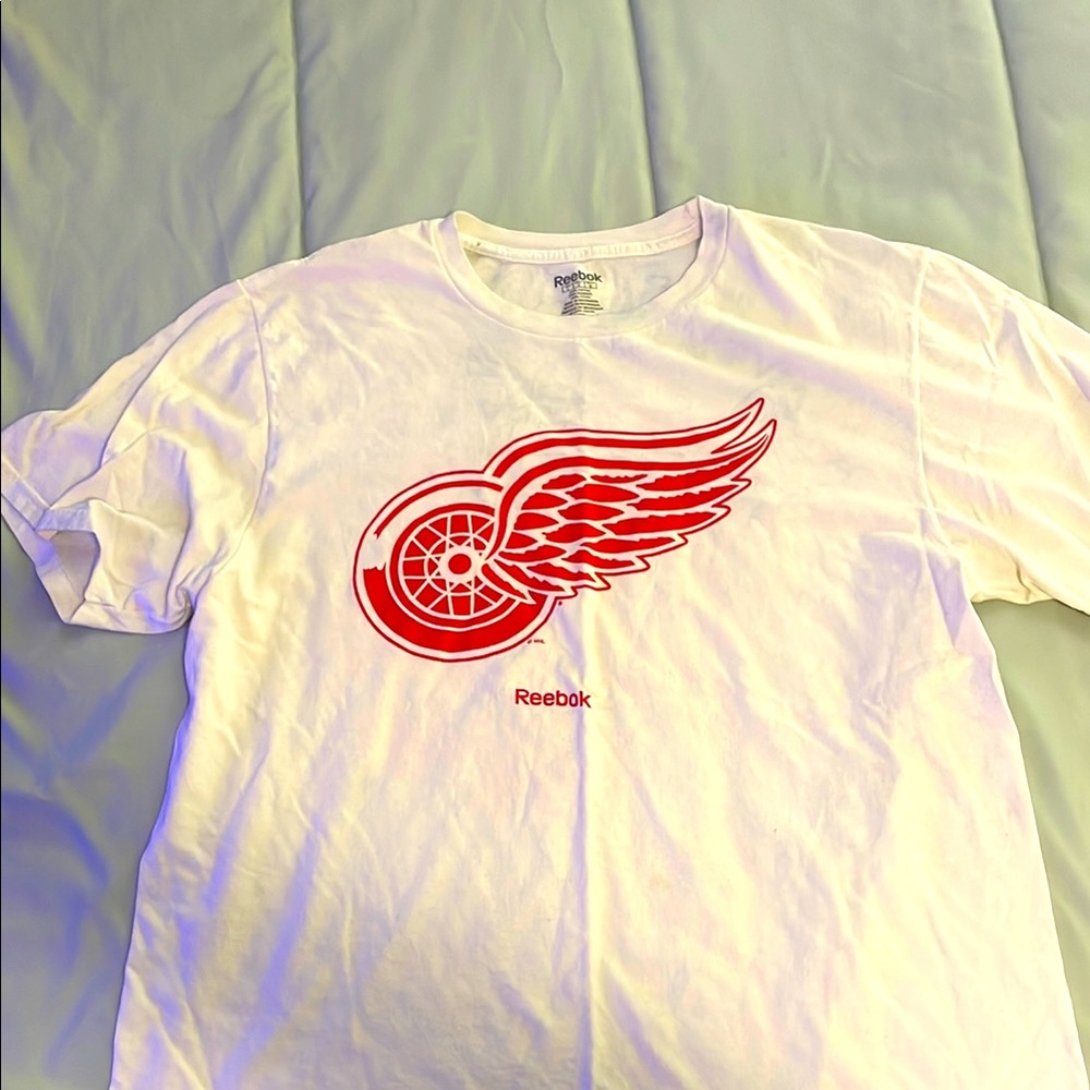 Reebok Detroit Redwings tshirt
